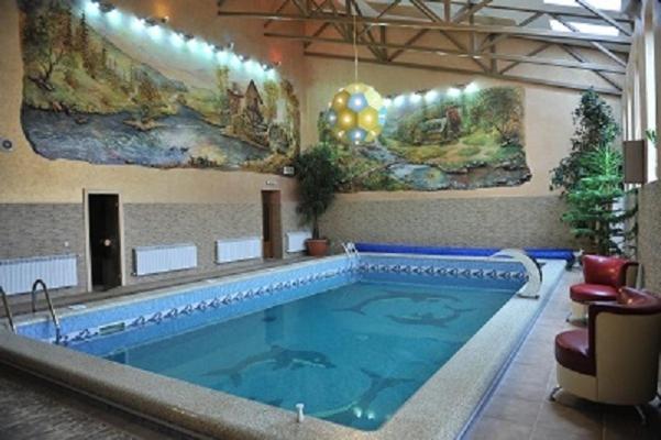 Andinna Hotel Chernivtsi Bagian luar foto